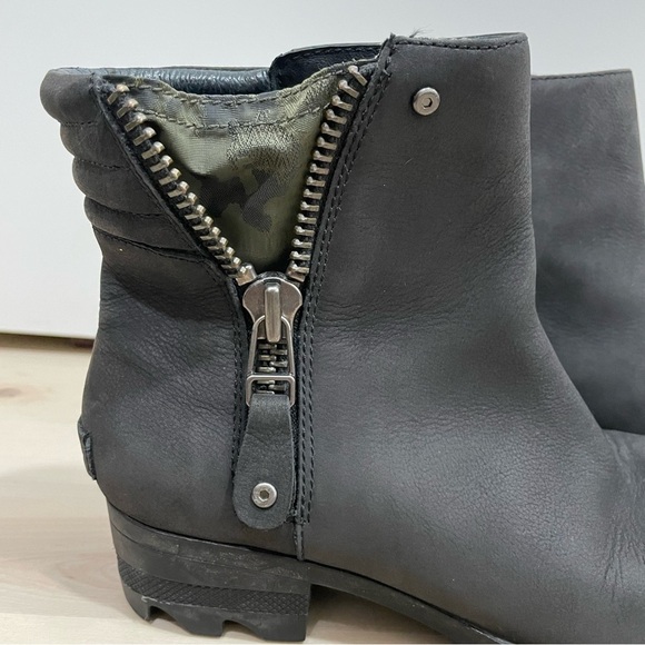 Sorel Booties Women’s 7.5 Black Danica Leather Side Zip Ankle Casual Moto - Picture 2 of 14